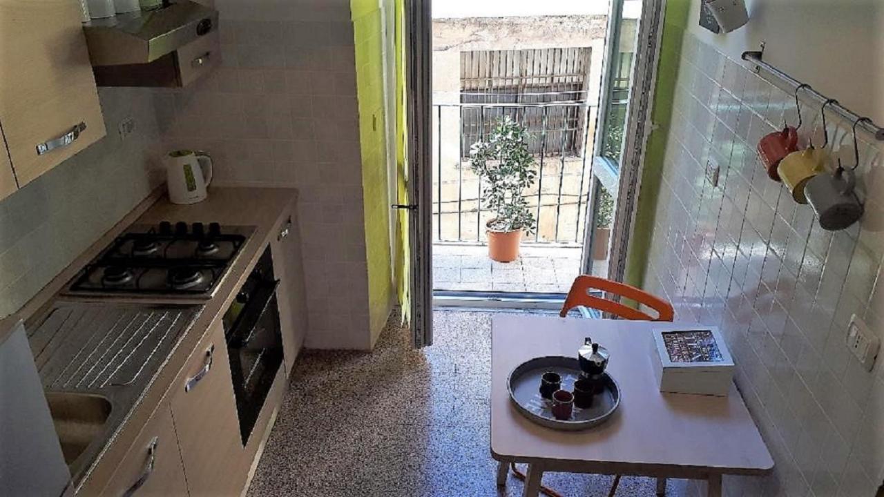 Apartment Ostiense Piramide Station Roma Esterno foto